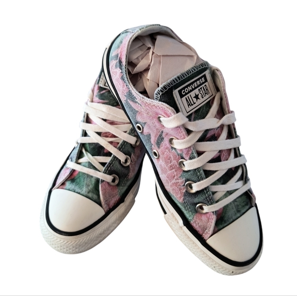 Converse Chuck Taylor All Star "Wild Florals" Sneakers Size Women's 6/Men's 4